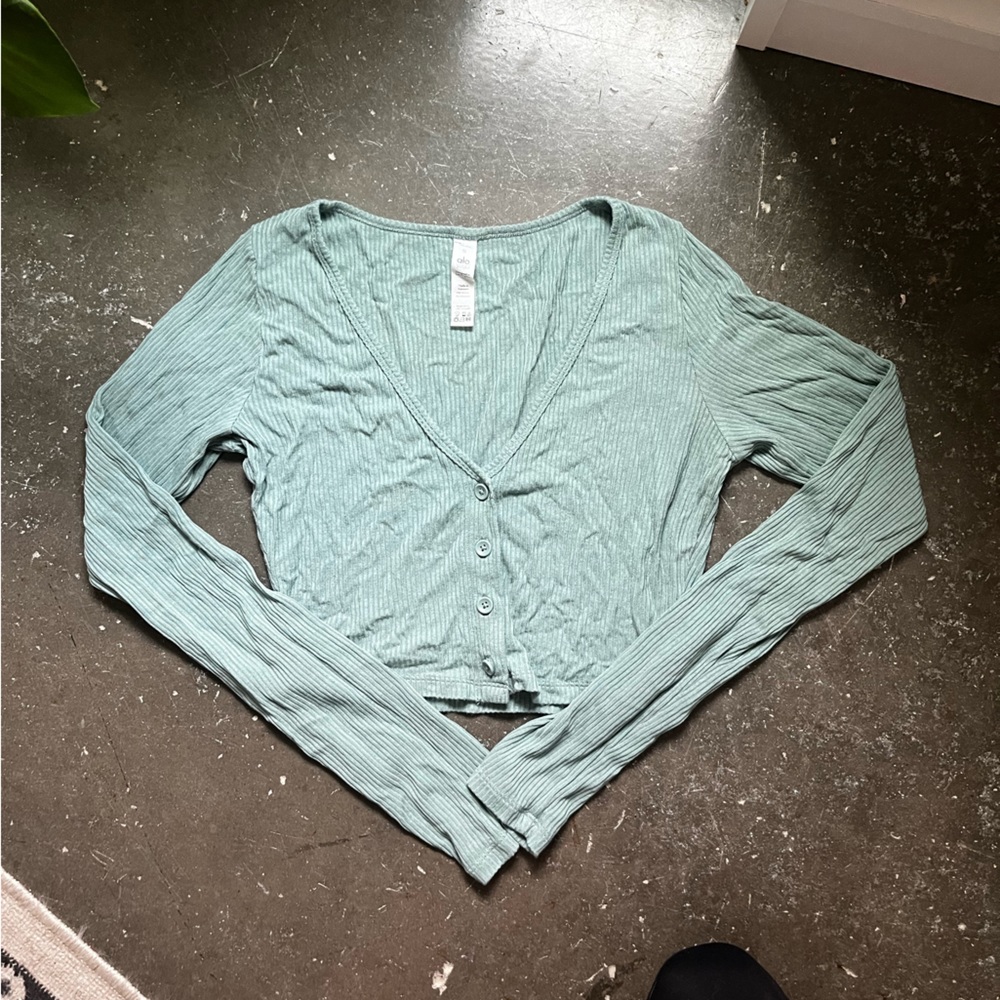 Alo Yoga Ribbed Cropped Whisper Cardigan